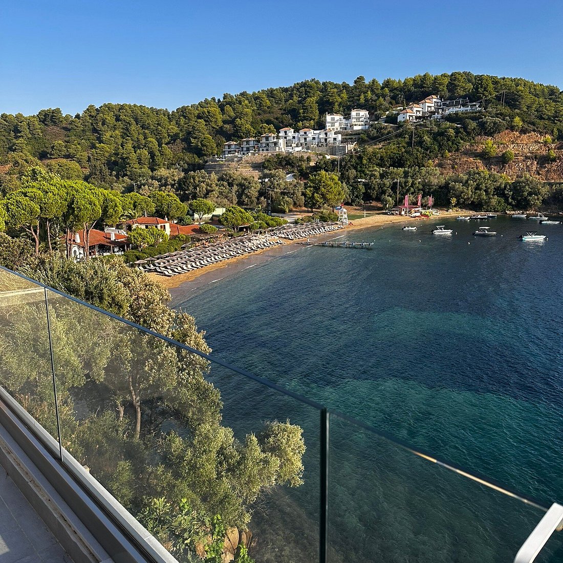 Cape Kanapitsa Hotel and Suites beachfront accommodation in Skiathos